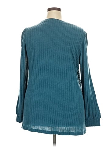 Ofeefan Long Sleeve Top (view 2)