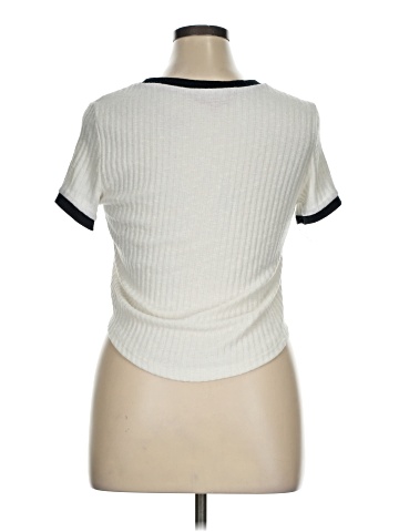 Hot Kiss Short Sleeve Top (view 2)