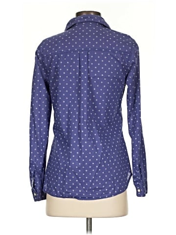 Old Navy Long Sleeve Button-Down Shirt (view 2)