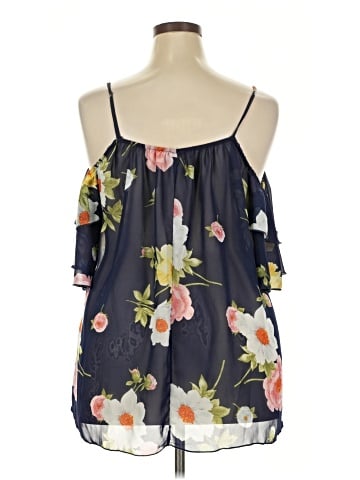 Lilian Sleeveless Blouse (view 2)