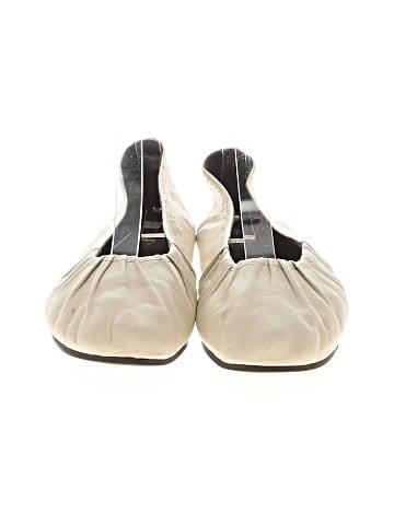 Zara Flats (view 2)
