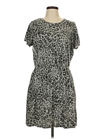 Old Navy Casual Dress (view 1)