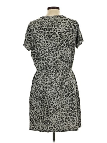 Old Navy Casual Dress (view 2)