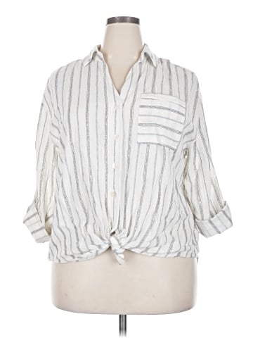 Club Z Collection 3/4 Sleeve Button-Down Shirt (view 1)