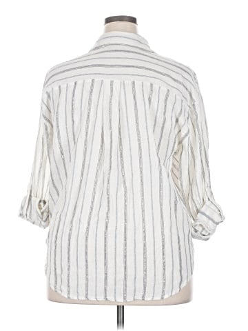 Club Z Collection 3/4 Sleeve Button-Down Shirt (view 2)
