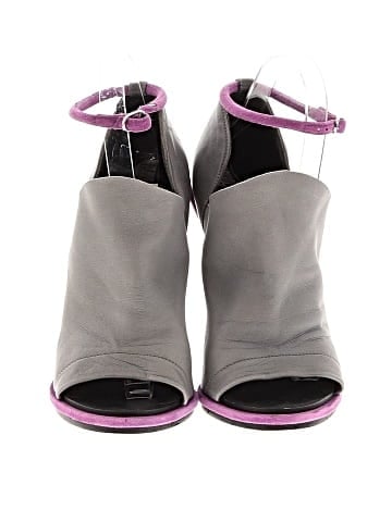Balenciaga Leather slingback Heels (view 2)