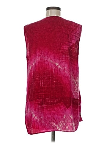 Prive Sleeveless T-Shirt (view 2)