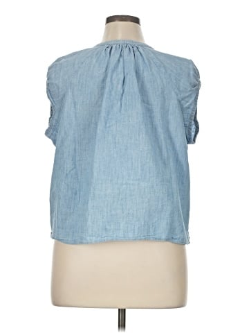 Levi's Short Sleeve Blouse (view 2)