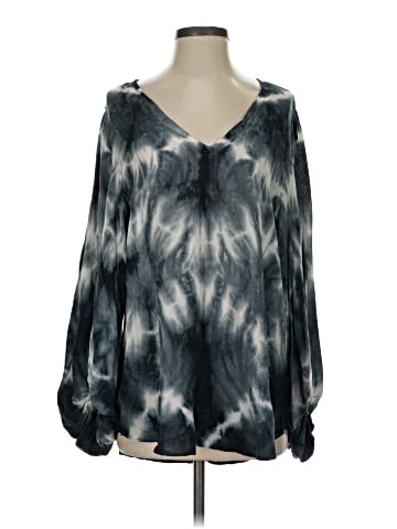 T Party Long Sleeve Blouse (view 1)