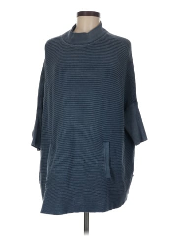 Cullen Poncho (view 1)