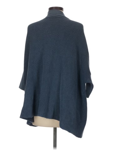 Cullen Poncho (view 2)