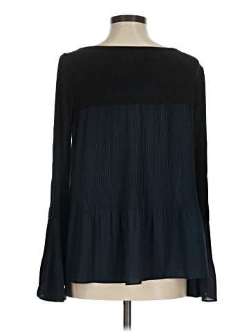 Bailey 44 Poncho (view 2)