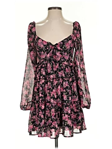 Francesca's Casual Dress (view 1)