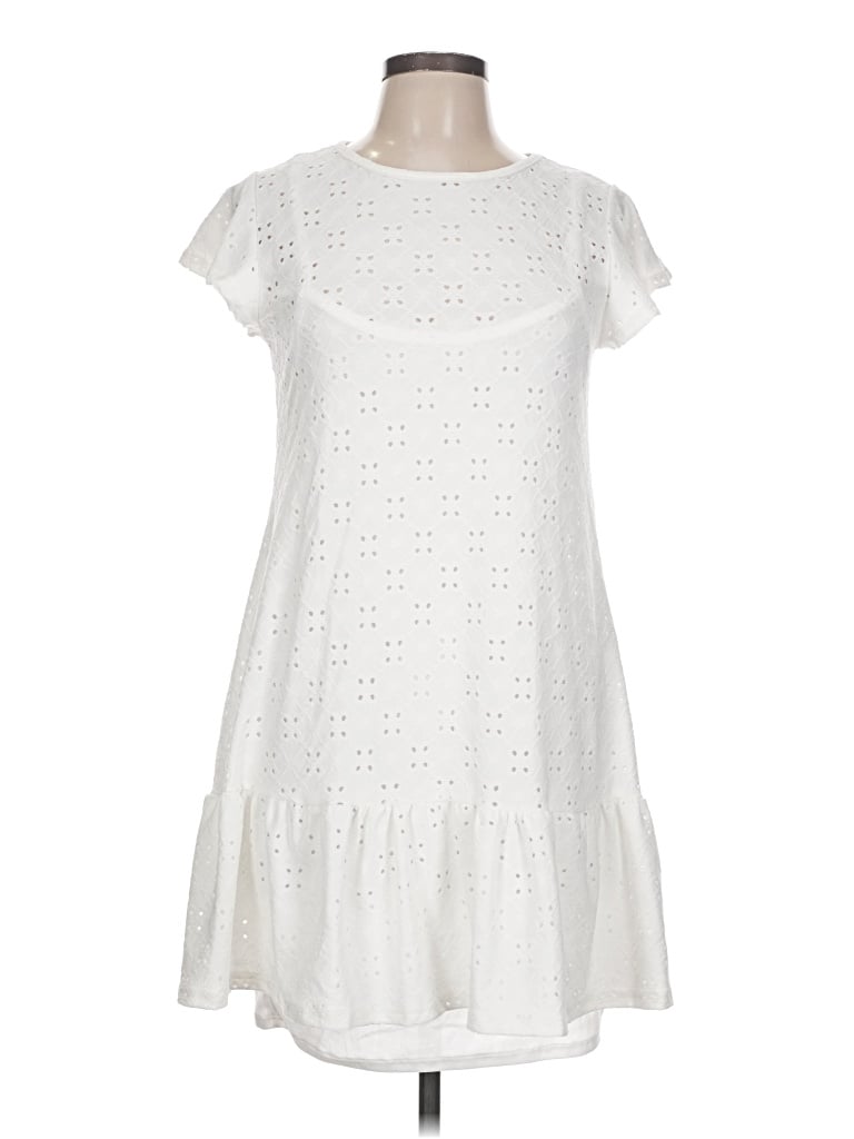 Pre-owned Livi Casual Dress In White