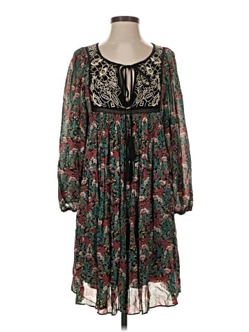 Floreat Casual Dress (view 1)