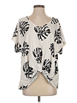 Emery Rose Short Sleeve Blouse