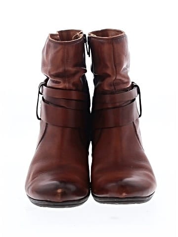 Pikolinos Ankle Boots (view 2)