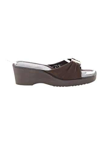 Donald J Pliner Sandals (view 1)