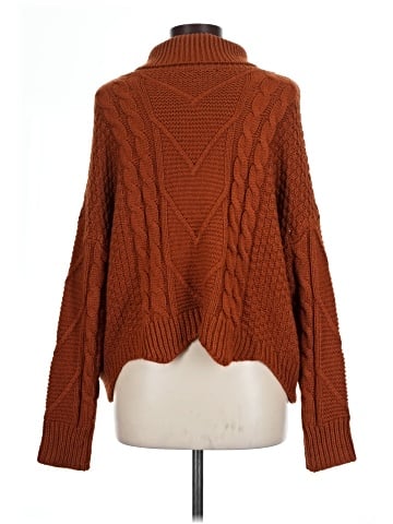 Beyove Turtleneck Sweater (view 2)