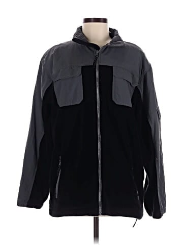 SNOZU Windbreaker (view 1)