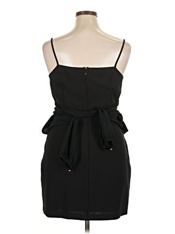 Banana Republic Cocktail Dress (view 2)