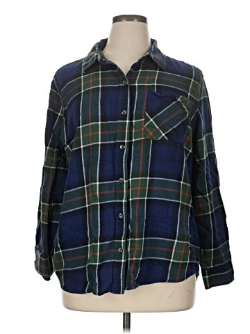 Magellan Outdoors 3/4 Sleeve Button-Down Shirt (view 1)