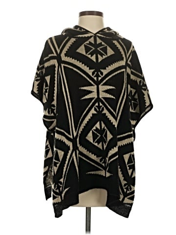 Dina Be Poncho (view 1)