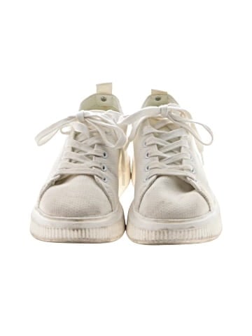BP. Sneakers (view 2)