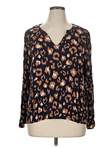 Crown & Ivy Long Sleeve T-Shirt (view 1)