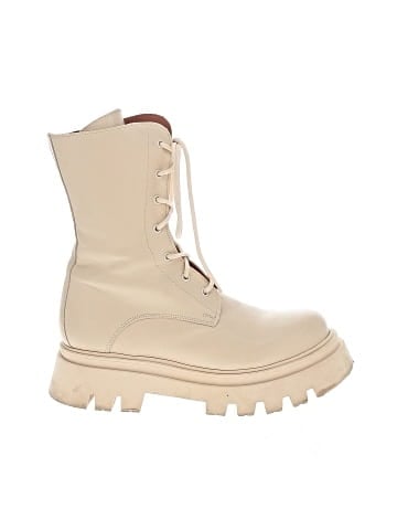 ALOHAS Boots (view 1)
