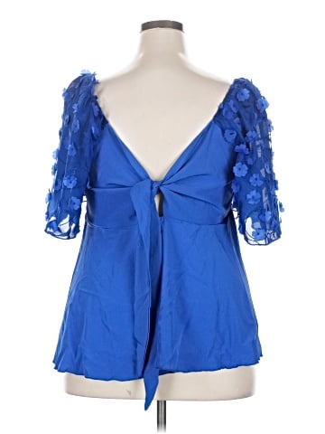 Unbranded Short Sleeve Blouse (view 2)