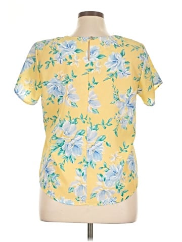 Jaclyn Smith Short Sleeve Blouse (view 2)