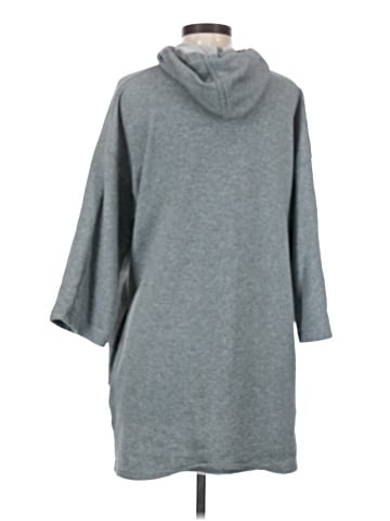 Puma Poncho (view 2)