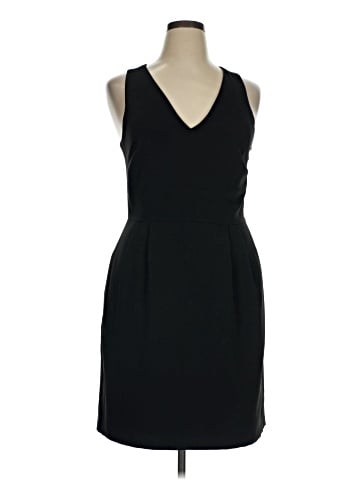 Banana Republic Cocktail Dress (view 1)