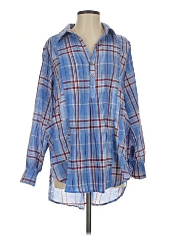 En Creme 3/4 Sleeve Button-Down Shirt (view 1)