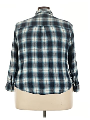 Falls Creek 3/4 Sleeve Button-Down Shirt (view 2)