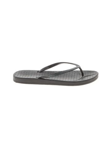 Unbranded Flip Flops (view 1)