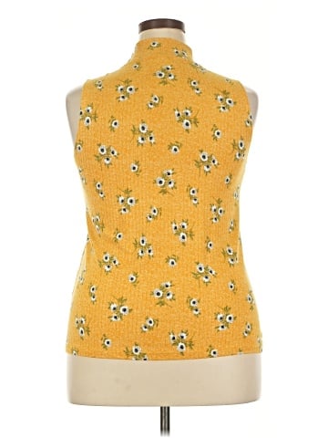 Eye Candy Sleeveless Blouse (view 2)
