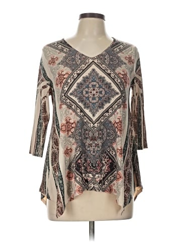One 3/4 Sleeve Top (view 1)