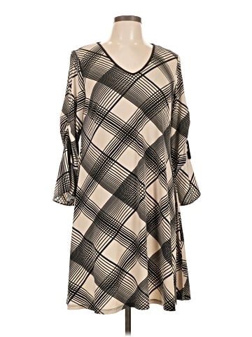 Gabby Skye Casual Dress (view 1)