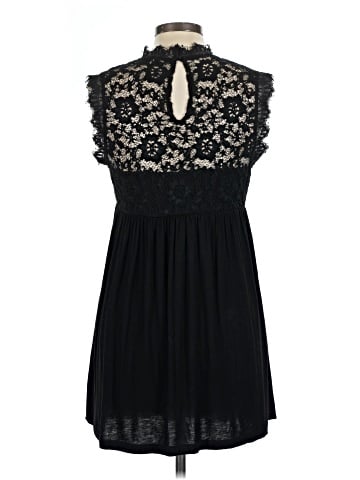 Twenty One Sleeveless Top (view 2)