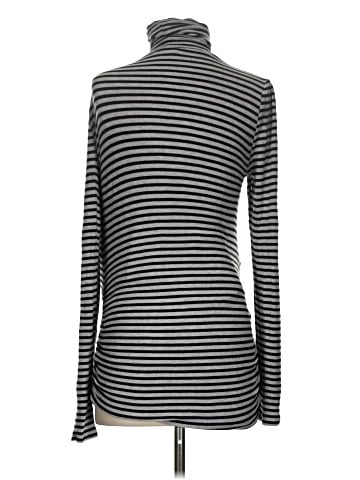 Gap - Maternity Long Sleeve Turtleneck (view 2)
