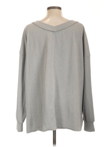 Trendy Queen Pullover Sweater (view 2)