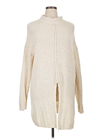 Flat White Casual Dress (view 1)