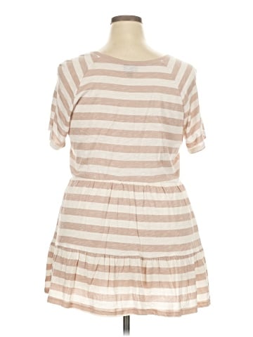 Torrid Short Sleeve Top (view 2)
