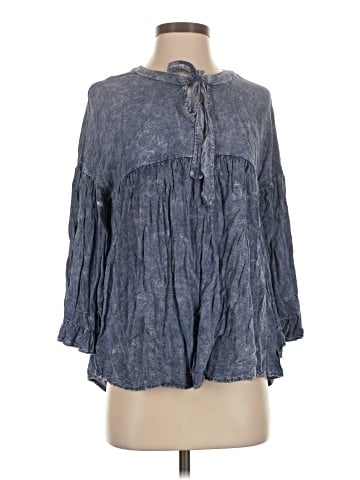 J&M Clothing 3/4 Sleeve Blouse (view 1)