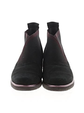 Munro American Ankle Boots (view 2)