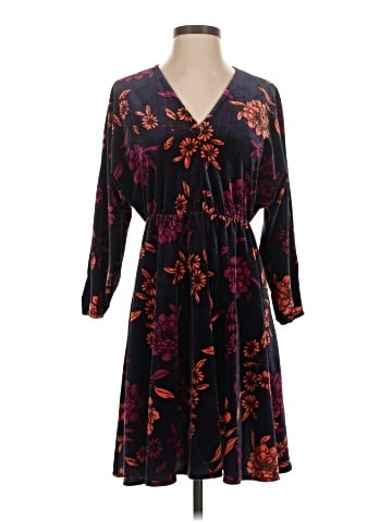 London Times Casual Dress (view 1)