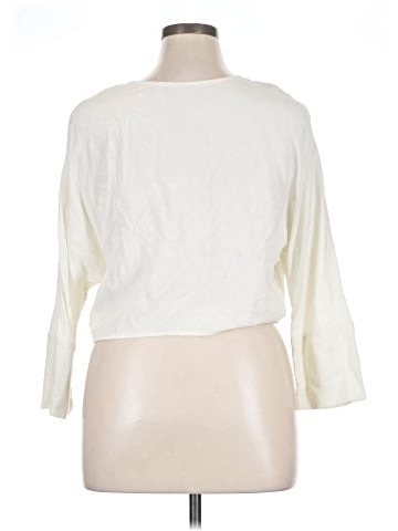 Vetta 3/4 Sleeve Blouse (view 2)