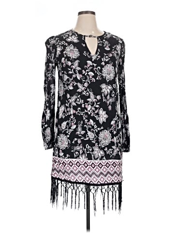 Xhilaration Casual Dress (view 1)